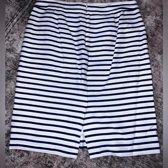 J.Crew Stripped The Pencil Skirt Size 4 - Picture 2 of 3